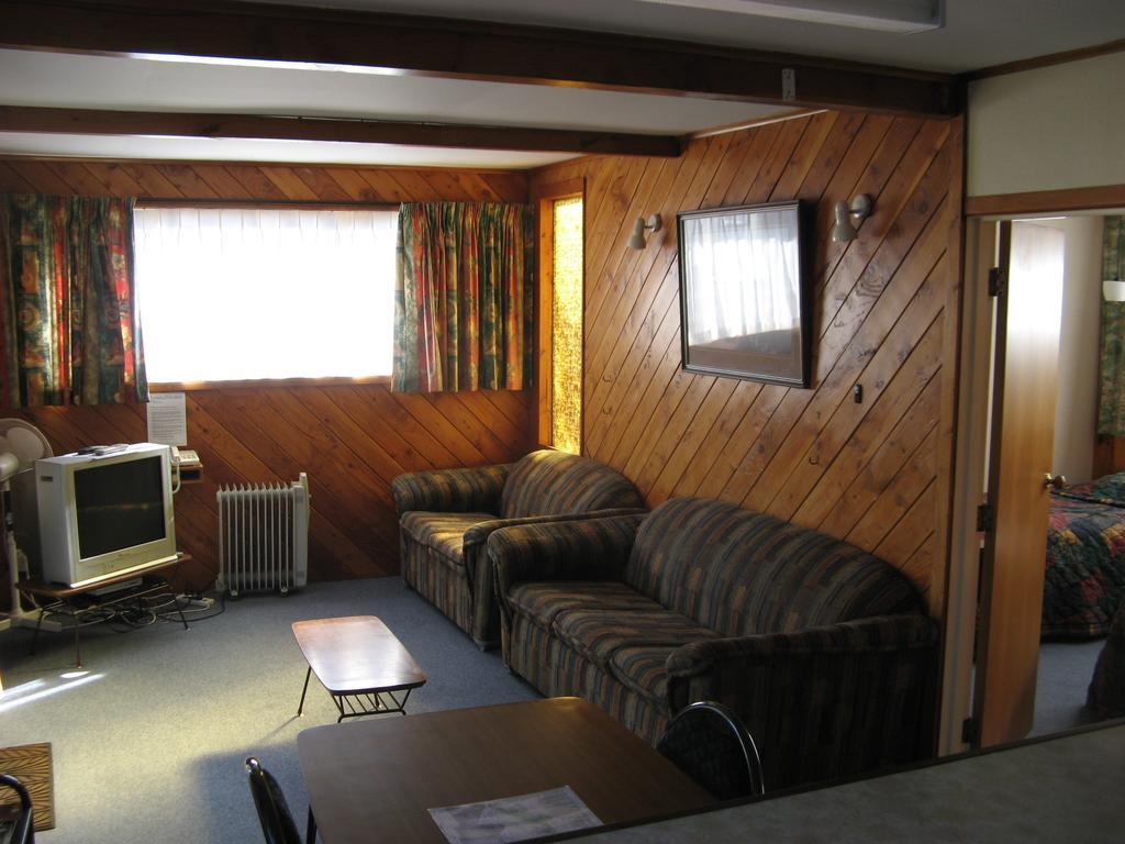 Tongariro River Motel Turangi Quarto foto