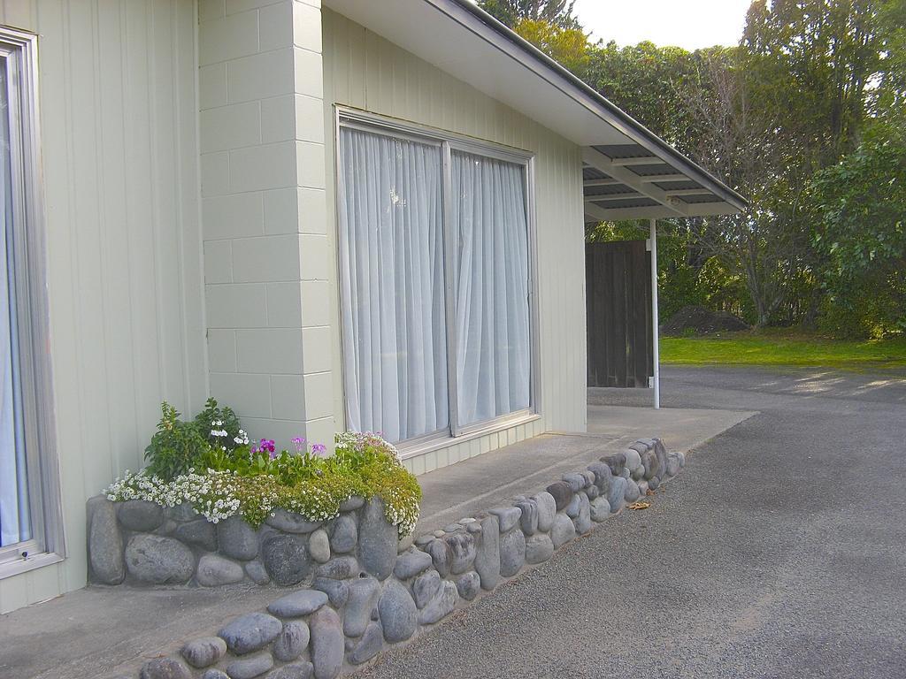 Tongariro River Motel Turangi Quarto foto