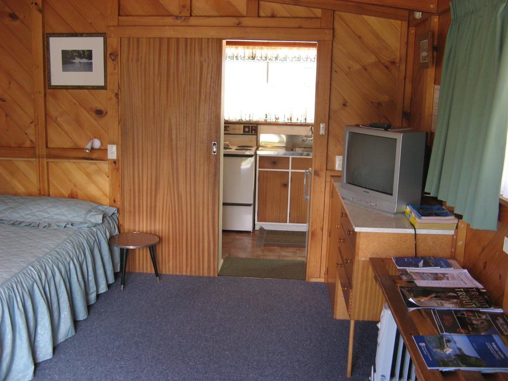 Tongariro River Motel Turangi Quarto foto