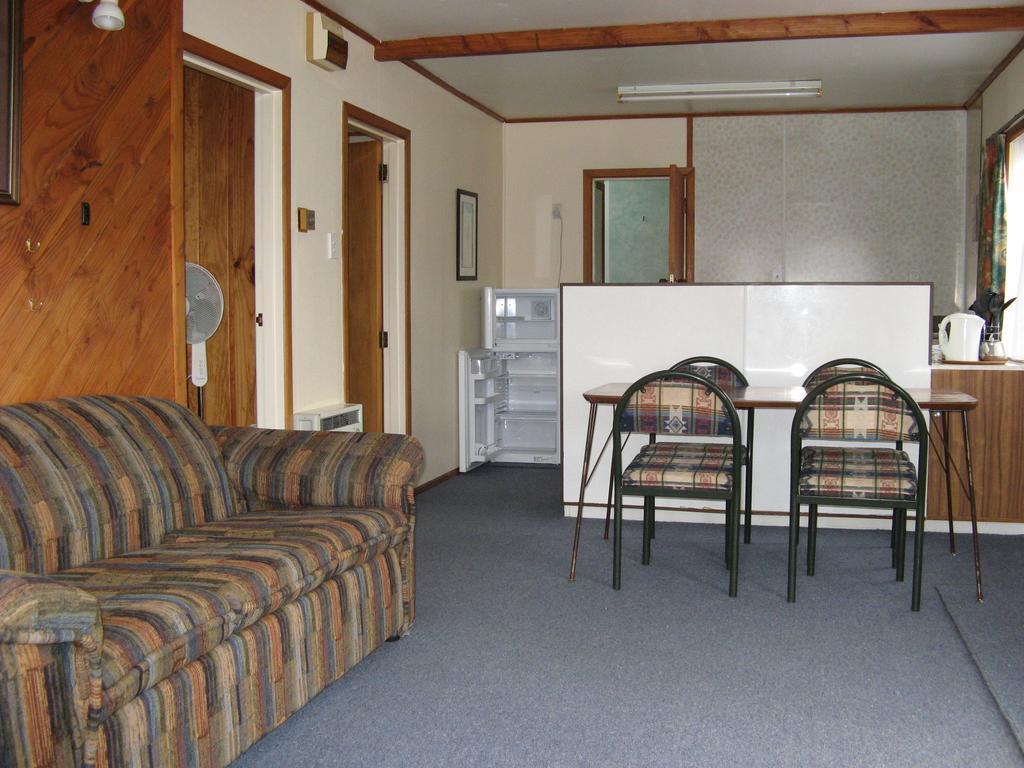 Tongariro River Motel Turangi Quarto foto