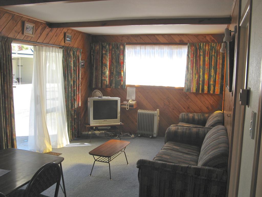 Tongariro River Motel Turangi Quarto foto