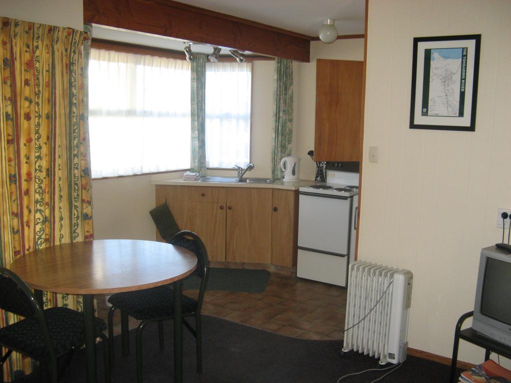 Tongariro River Motel Turangi Quarto foto